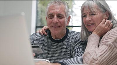 Retired members reviewing My LACERA Options.